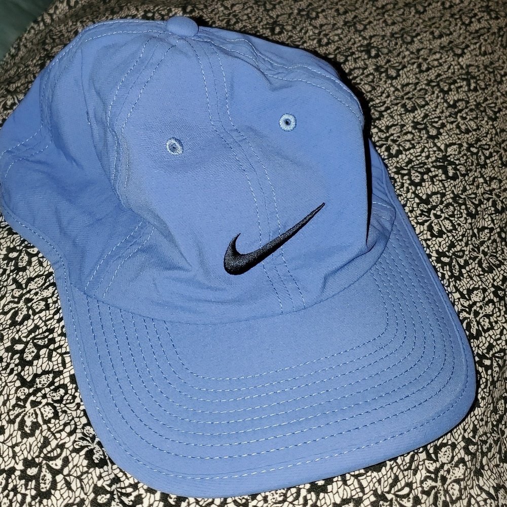 Nike Featherlight Hat